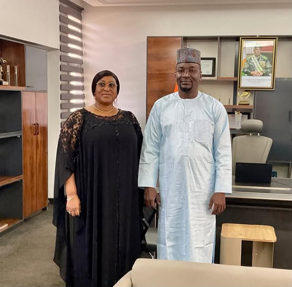 Titre de l&rsquo;article : Coopération Niger – ONU Femmes : Le Ministre Adji Ali Salatou et Dr Témaizian Napon renforcent le partenariat pour l’inclusion numérique